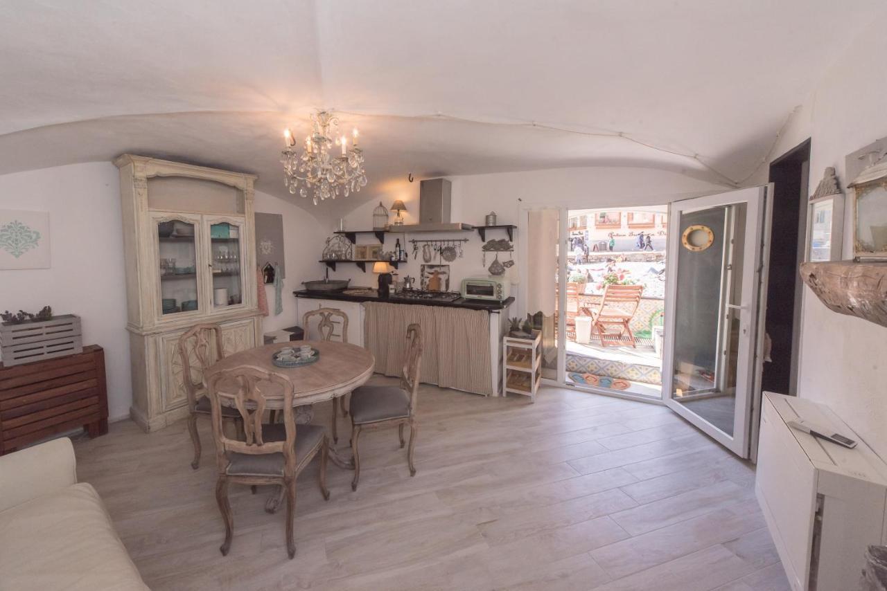 Salsedine Relais Apartment Genoa Ngoại thất bức ảnh